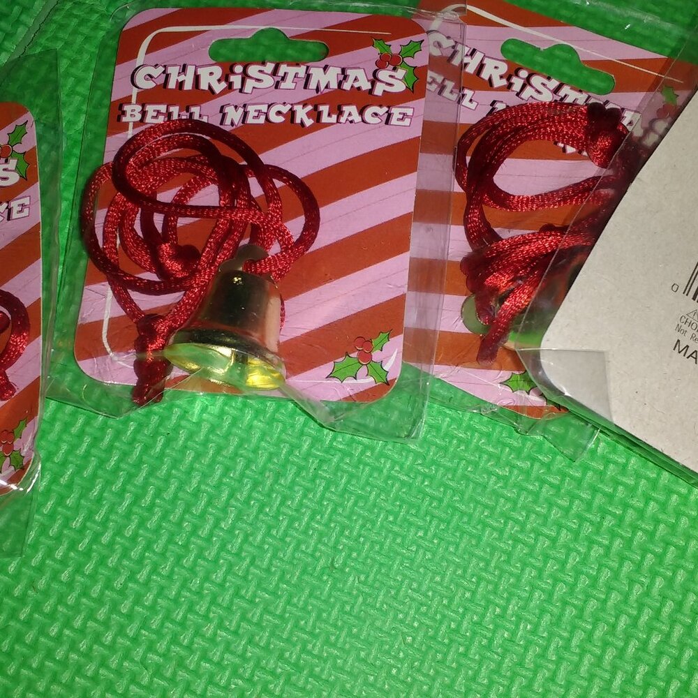 Necklace Christmas Jingle bells x 4 New